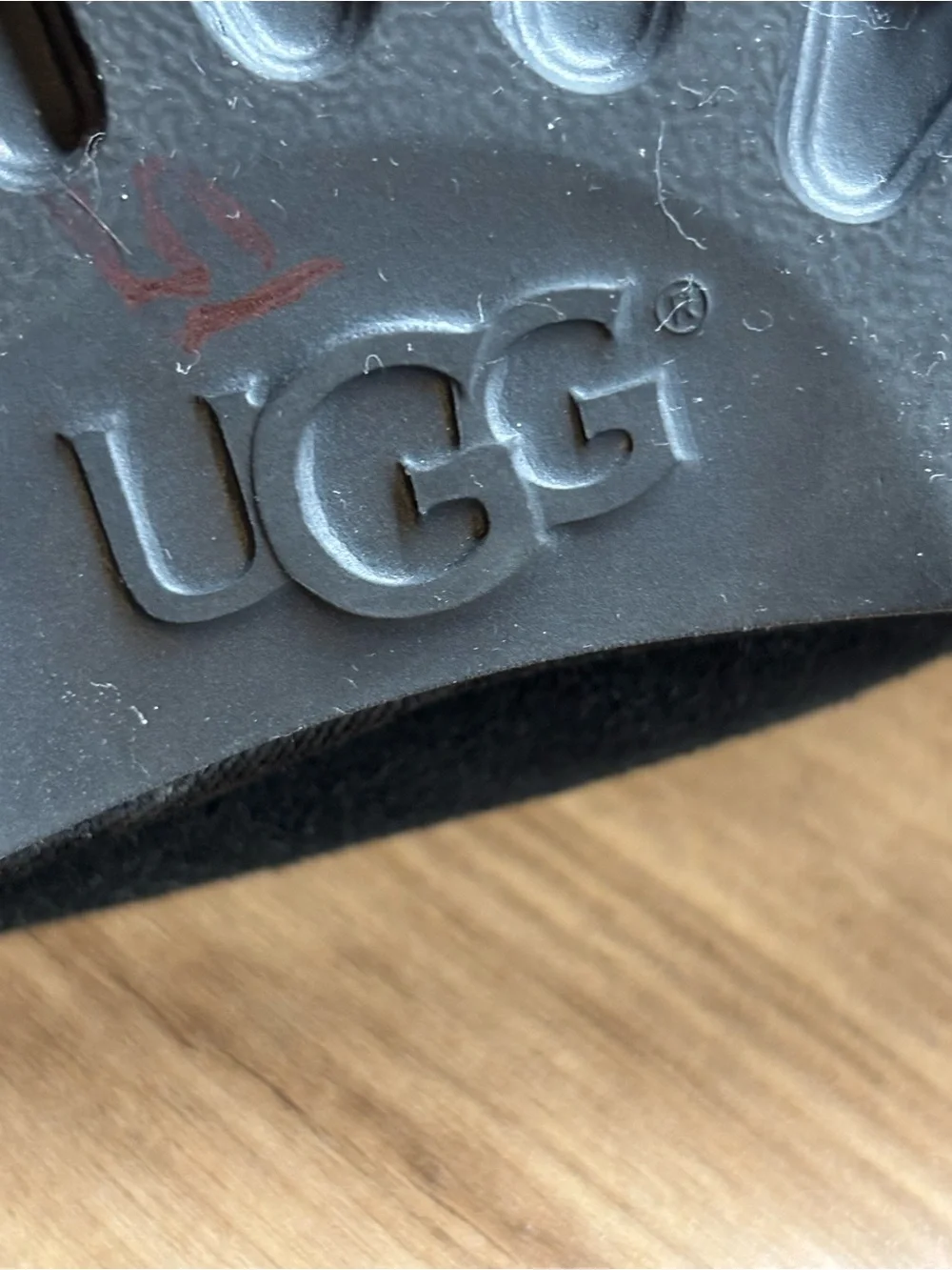 UGG mini bailey